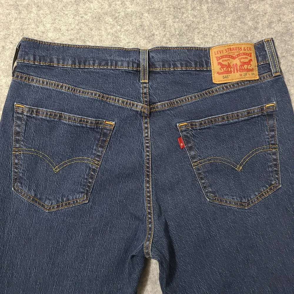 Levis these levi